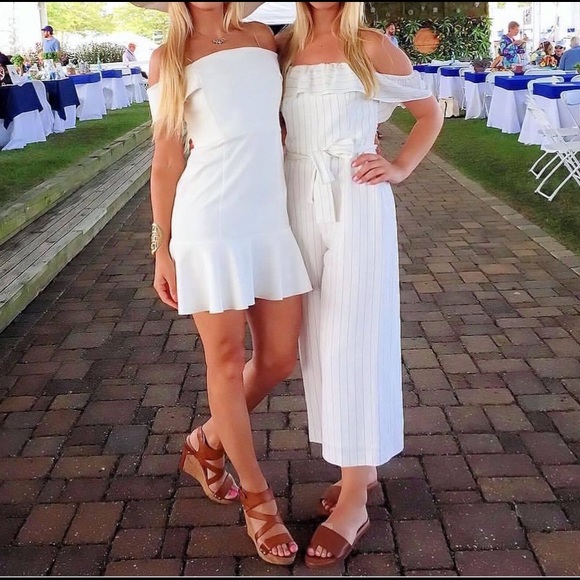 🐚 NICHOLAS IVORY COLD SHOULDER CORSET RUFFLE MINI DRESS! - Picture 3 of 16